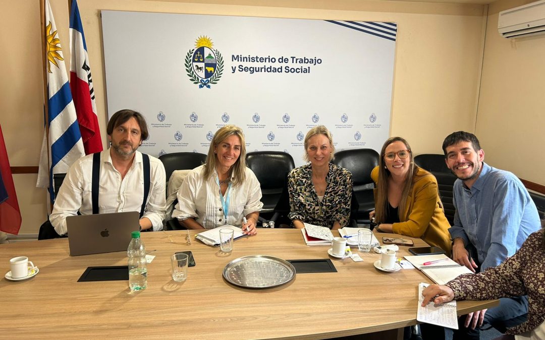 Uruguay strengthens employment services with SOCIEUX+ support
